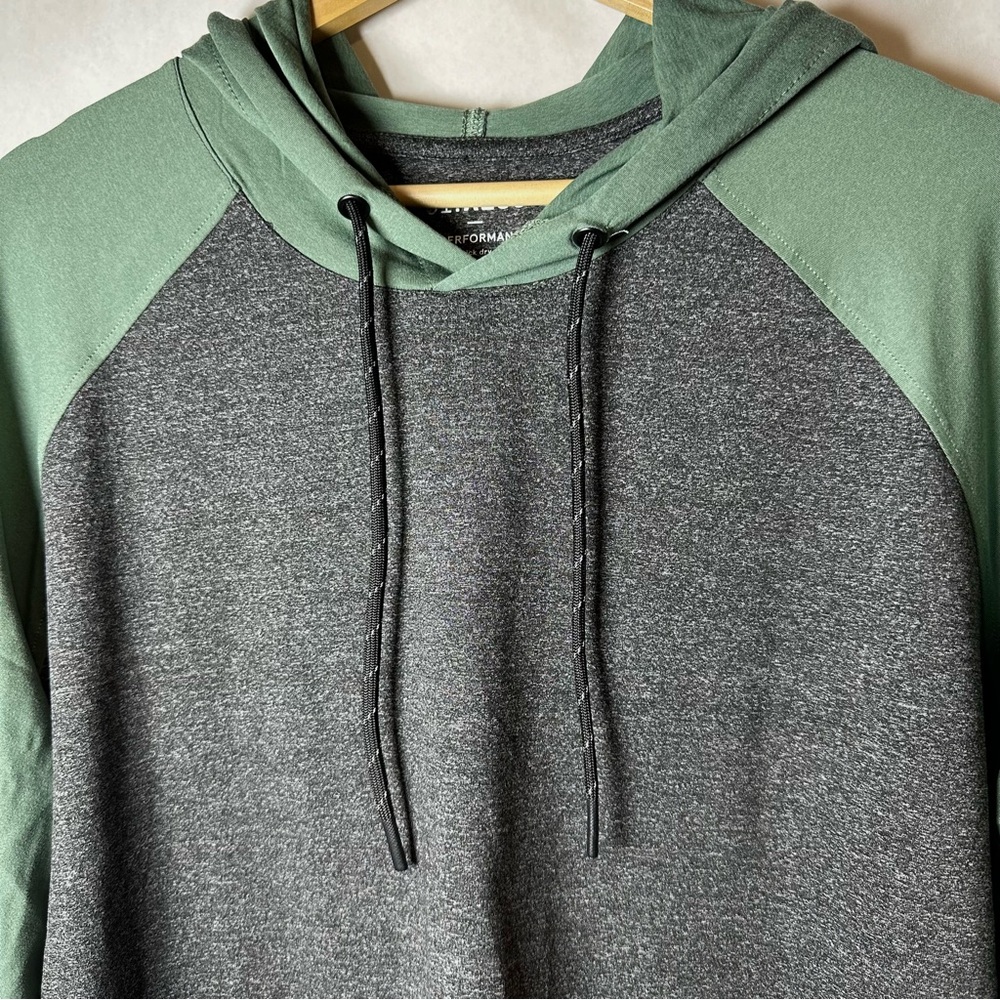 01.ALGO AlgoFlex Willis Colorblock
Lightweight Performance Hoodie Mens Med. NWT - Picture 3 of 10